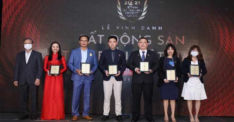 Vega City Nha Trang nhận giải Dự án có thiết kế tiêu biểu tại Lễ vinh danh Bất động sản tiêu biểu 2021.